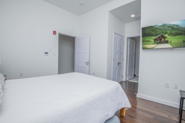 608 W Hill Ave Apt 602, Knoxville, TN 37902