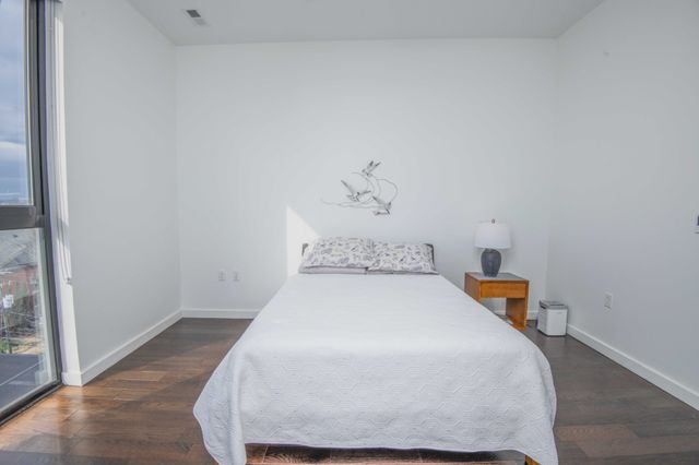 608 W Hill Ave Apt 602, Knoxville, TN 37902