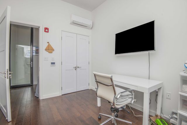 608 W Hill Ave Apt 602, Knoxville, TN 37902