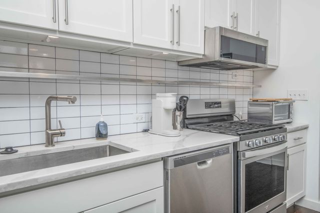 608 W Hill Ave Apt 602, Knoxville, TN 37902