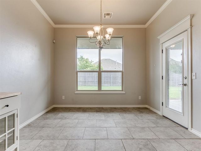 11313 SW 41st Terrace, Mustang, OK 73064