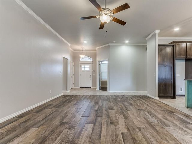 11313 SW 41st Terrace, Mustang, OK 73064