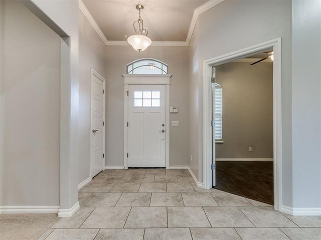 11313 SW 41st Terrace, Mustang, OK 73064