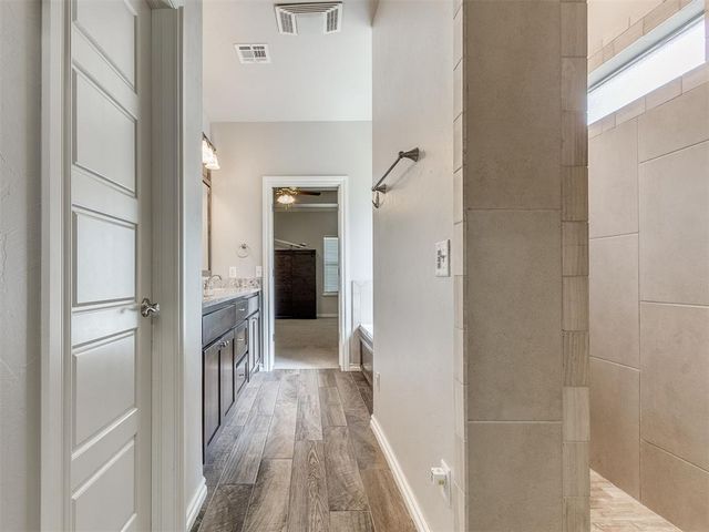 11313 SW 41st Terrace, Mustang, OK 73064