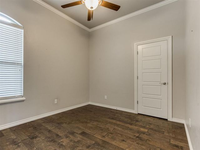 11313 SW 41st Terrace, Mustang, OK 73064