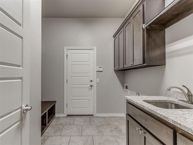 11313 SW 41st Terrace, Mustang, OK 73064