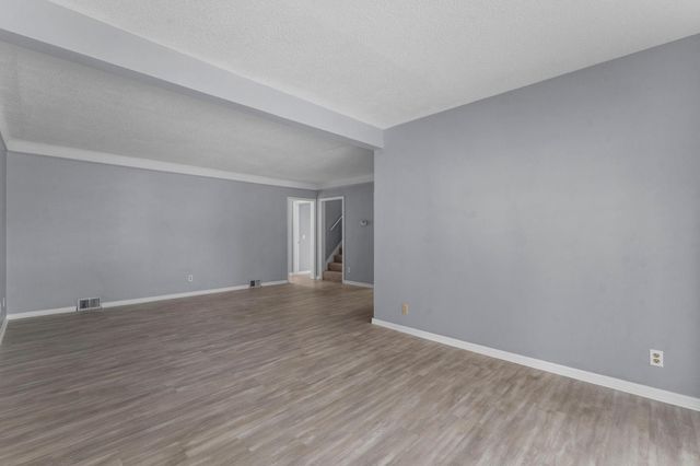 6240 W Broadway Avenue, Brooklyn Park, MN 55428