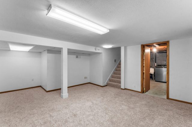 6240 W Broadway Avenue, Brooklyn Park, MN 55428