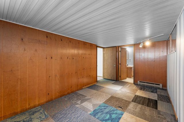 6240 W Broadway Avenue, Brooklyn Park, MN 55428