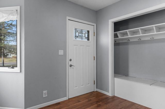 6240 W Broadway Avenue, Brooklyn Park, MN 55428