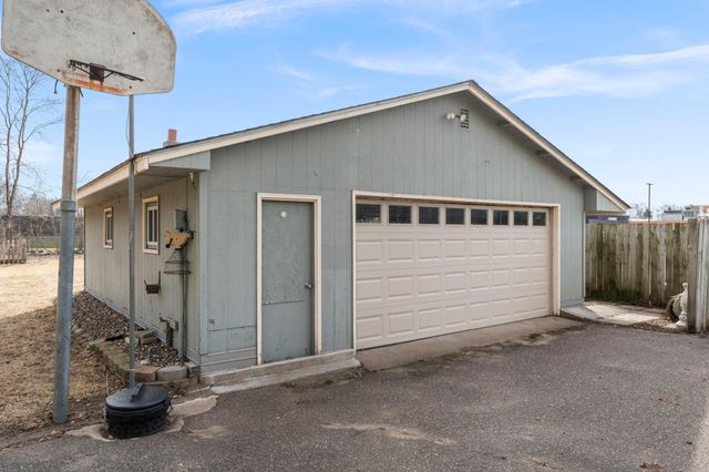 6240 W Broadway Avenue, Brooklyn Park, MN 55428