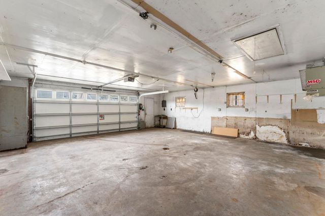 6240 W Broadway Avenue, Brooklyn Park, MN 55428