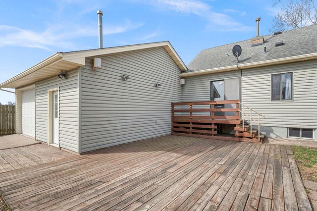 6240 W Broadway Avenue, Brooklyn Park, MN 55428