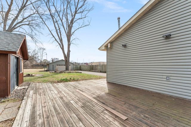 6240 W Broadway Avenue, Brooklyn Park, MN 55428