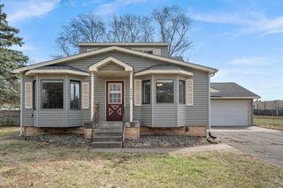6240 W Broadway Avenue, Brooklyn Park, MN 55428