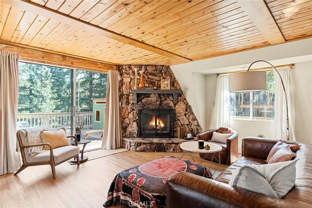 43544 Ridge Crest Drive, Big Bear Lake, CA 92315