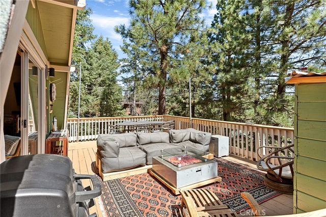 43544 Ridge Crest Drive, Big Bear Lake, CA 92315