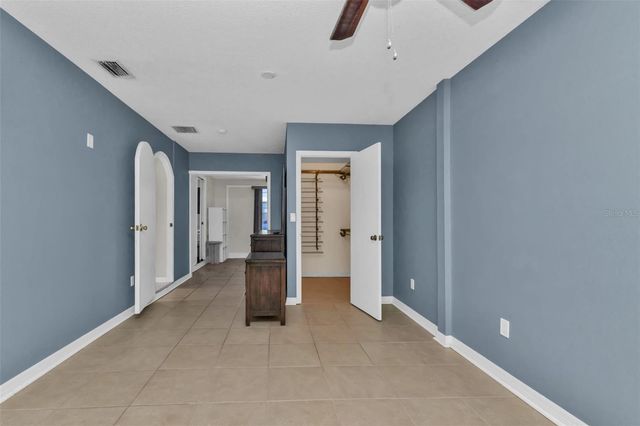 923 LINNAEN TERRACE NW, Port Charlotte, FL 33948