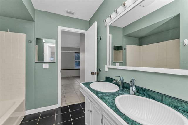 923 LINNAEN TERRACE NW, Port Charlotte, FL 33948