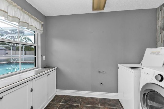 923 LINNAEN TERRACE NW, Port Charlotte, FL 33948