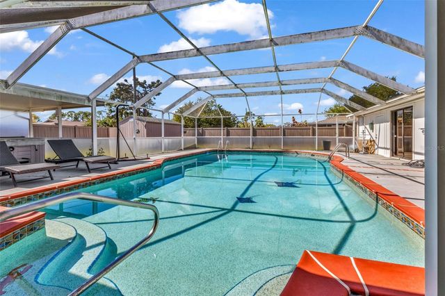 923 LINNAEN TERRACE NW, Port Charlotte, FL 33948