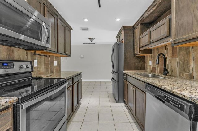 923 LINNAEN TERRACE NW, Port Charlotte, FL 33948