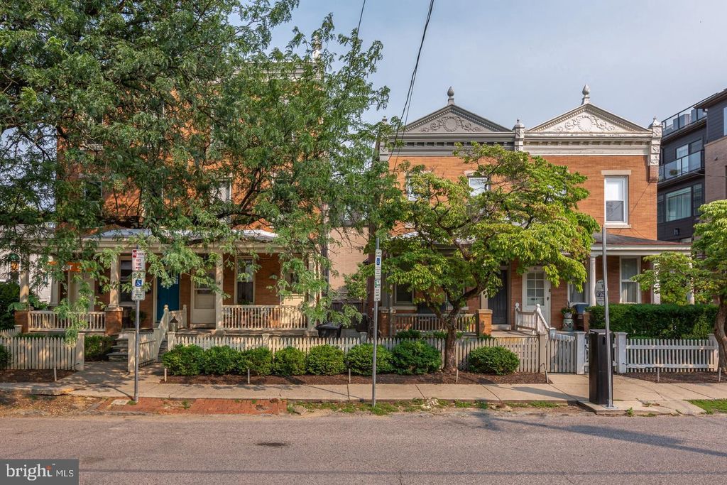 14-20 W HIGHLAND AVE, PHILADELPHIA, PA 19118 — exterior