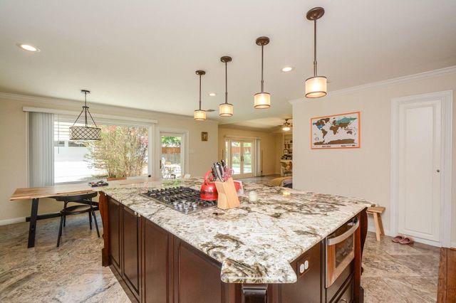 9906 Cedardale Drive, Houston, TX 77055