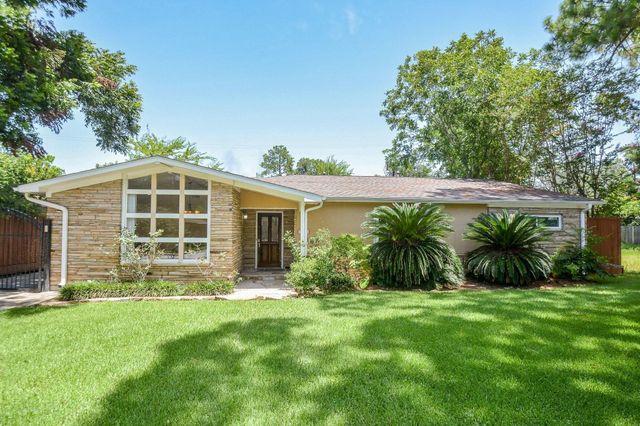 9906 Cedardale Drive, Houston, TX 77055
