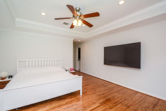 9906 Cedardale Drive, Houston, TX 77055