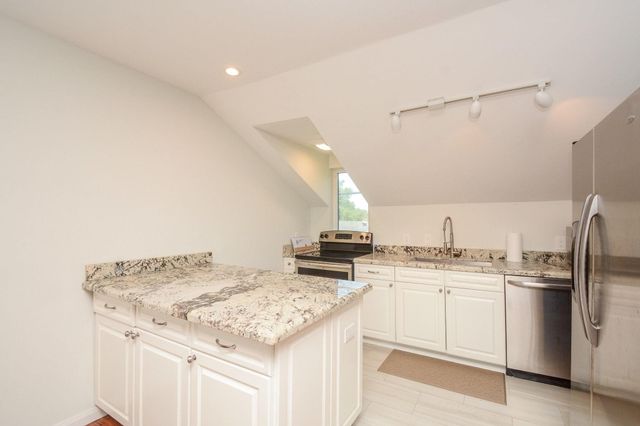 9906 Cedardale Drive, Houston, TX 77055