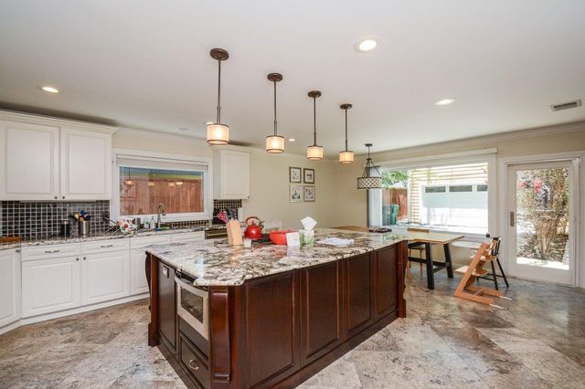9906 Cedardale Drive, Houston, TX 77055