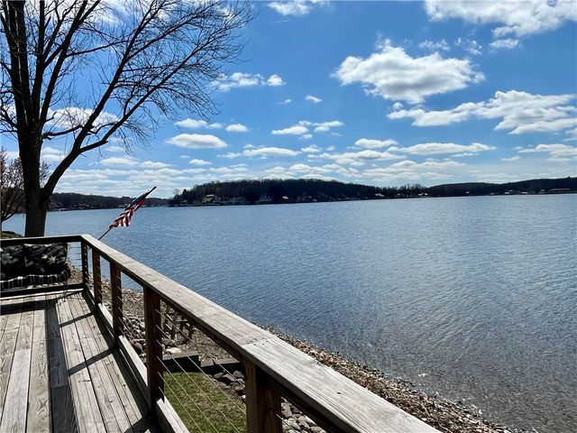 8393 Thrush Road, Wolcott, NY 14590