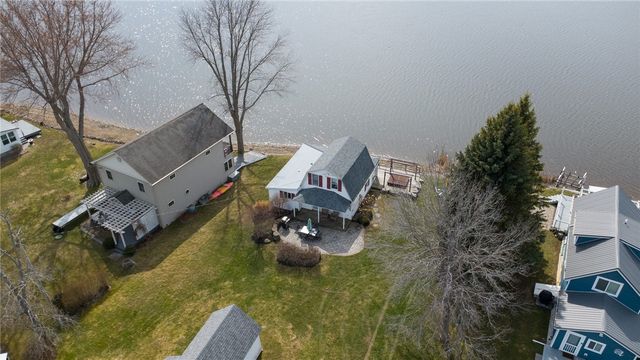 8393 Thrush Road, Wolcott, NY 14590