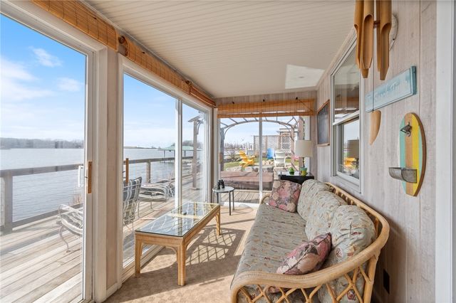 8393 Thrush Road, Wolcott, NY 14590