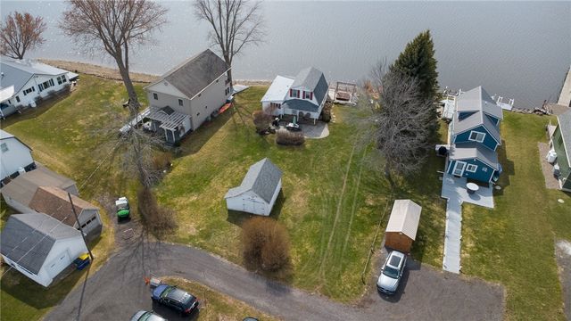 8393 Thrush Road, Wolcott, NY 14590