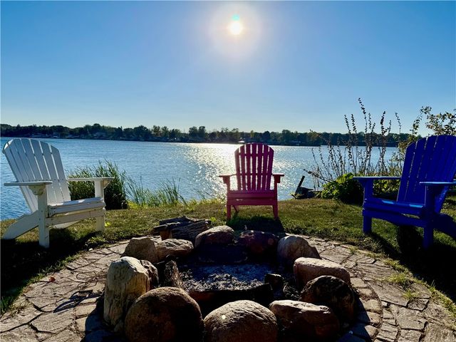 8393 Thrush Road, Wolcott, NY 14590