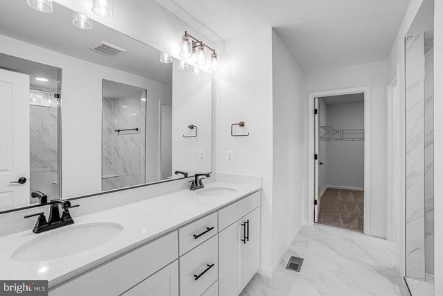 35603 PINE NEEDLE LN, Locust Grove, VA 22508