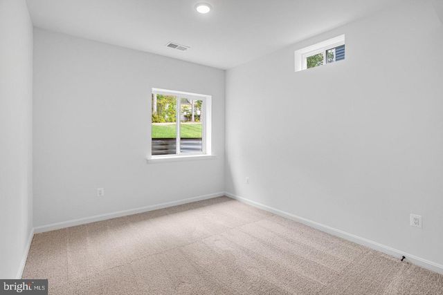 35603 PINE NEEDLE LN, Locust Grove, VA 22508