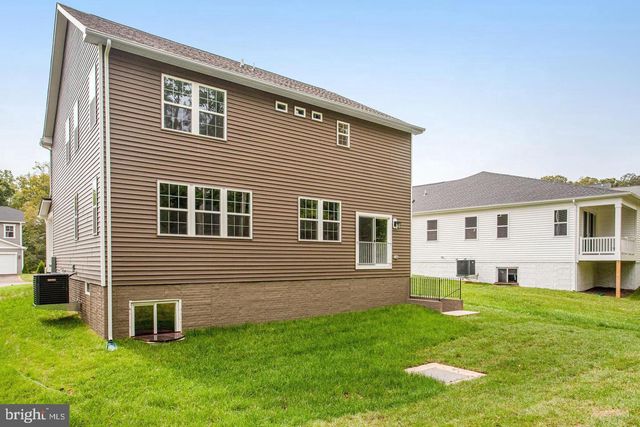 35603 PINE NEEDLE LN, Locust Grove, VA 22508