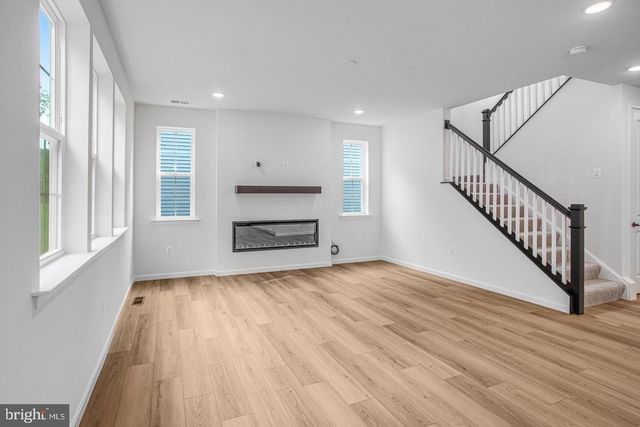 35603 PINE NEEDLE LN, Locust Grove, VA 22508