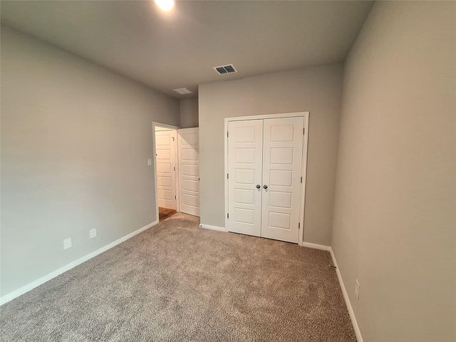 104 Gunner RD B, Buda, TX 78610