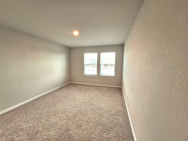 104 Gunner RD B, Buda, TX 78610