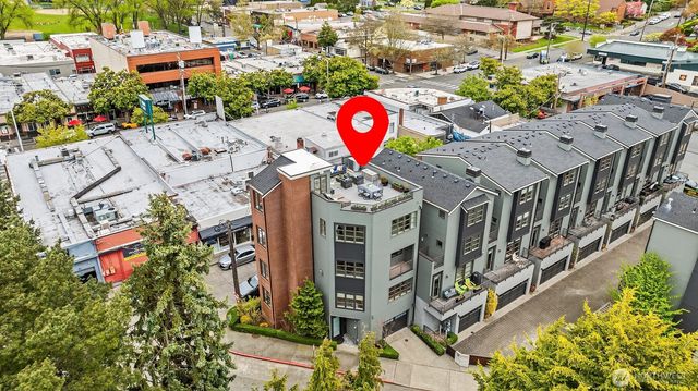 3215 W Lynn Street, Seattle, WA 98199