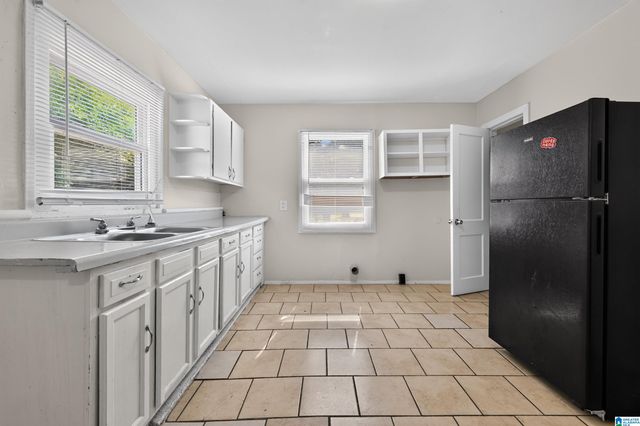 1572 WHITE STREET, Dolomite, AL 35061