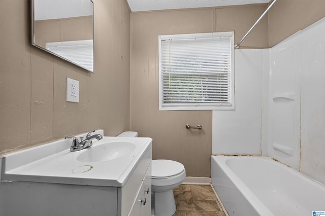 1572 WHITE STREET, Dolomite, AL 35061