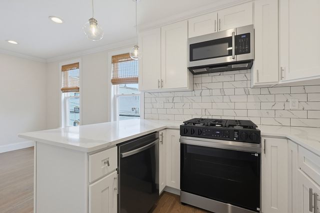 153 Everett Street 2, Boston, MA 02128