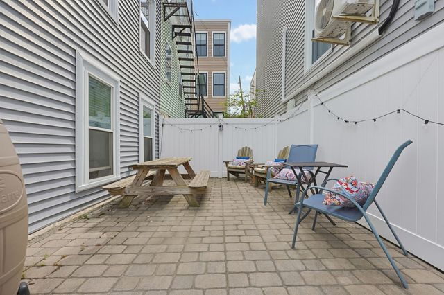 153 Everett Street 2, Boston, MA 02128