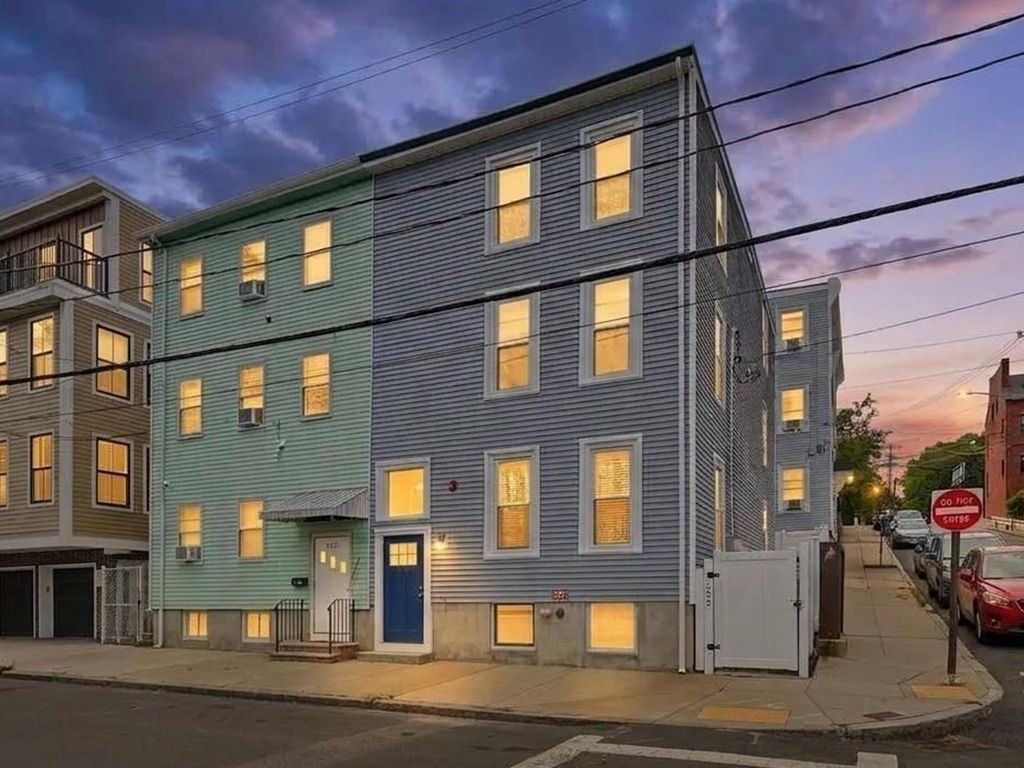 153 Everett Street 2, Boston, MA 02128