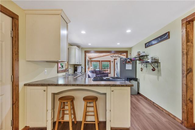 110 Lakeshore Lane, Seneca, SC 29678